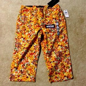 Amanda Gloria Vanderbilt Capris size 12 never worn